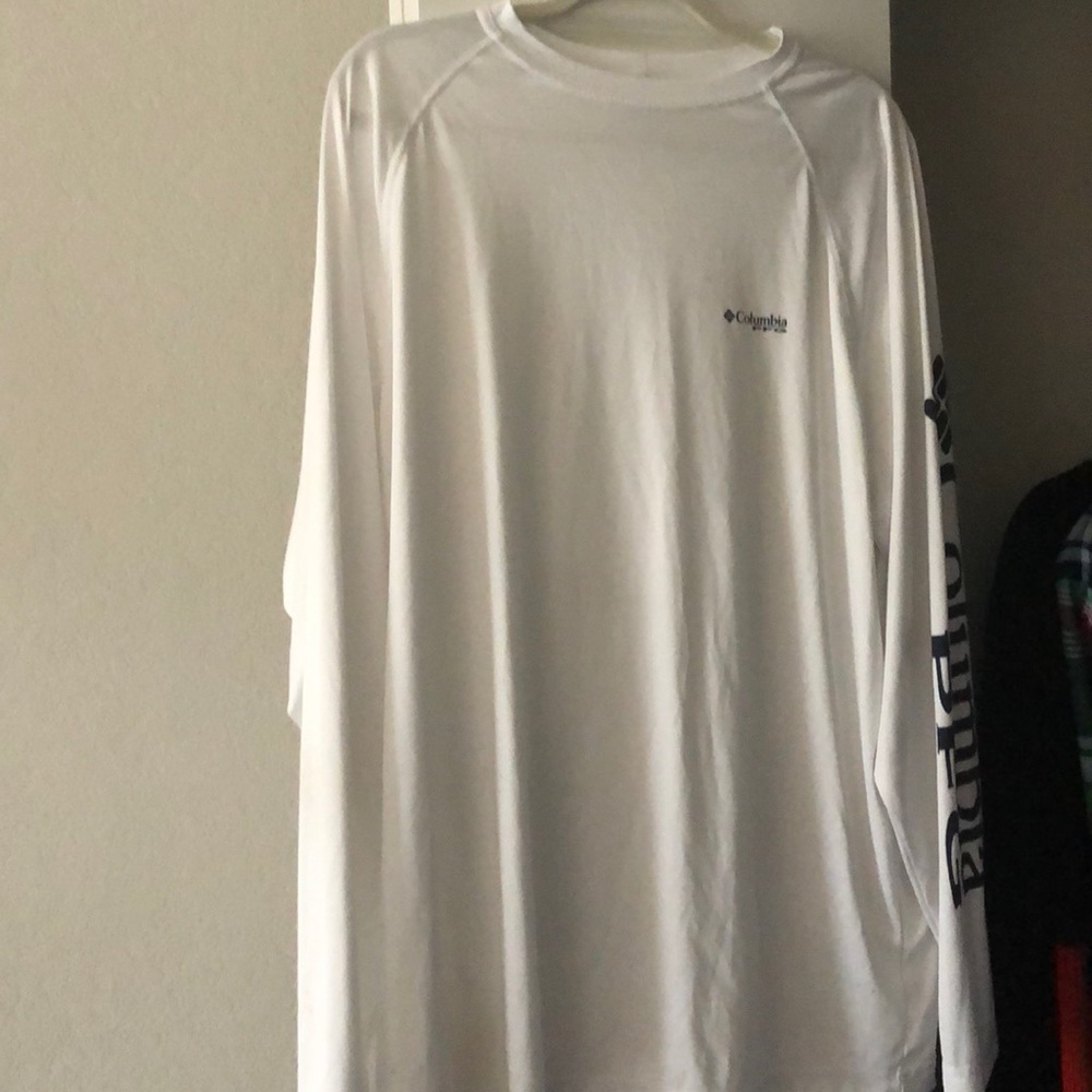 columbia men’s dry fit shirt